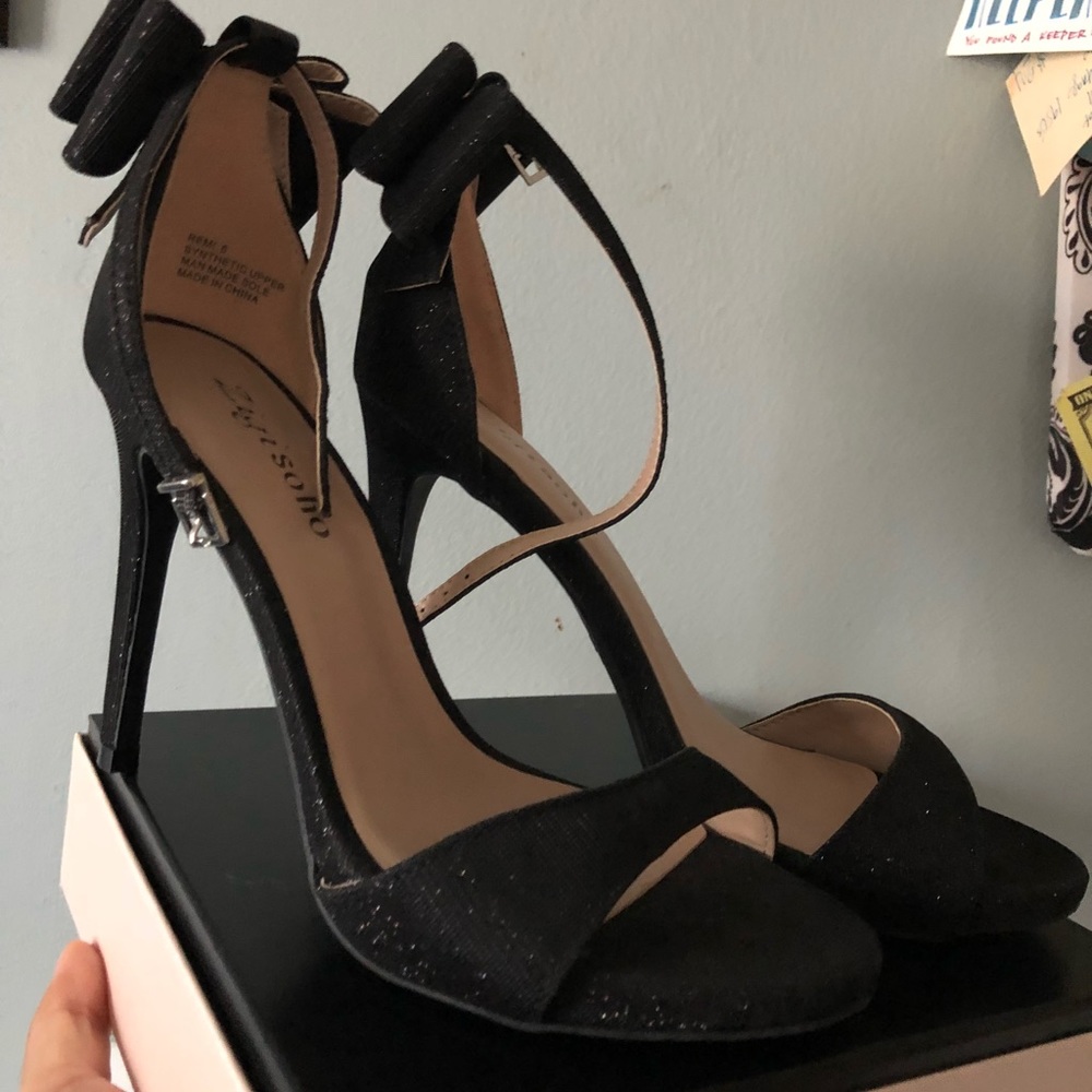 Black Bow heels